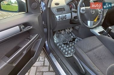 Універсал Opel Astra 2007 в Самборі