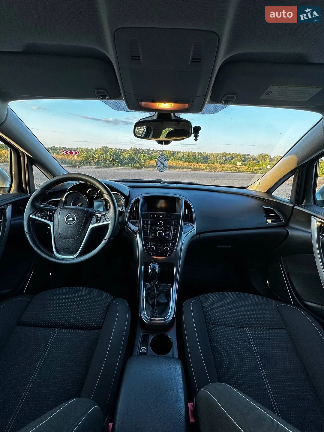 2011 Opel Astra - мініатюра 16
