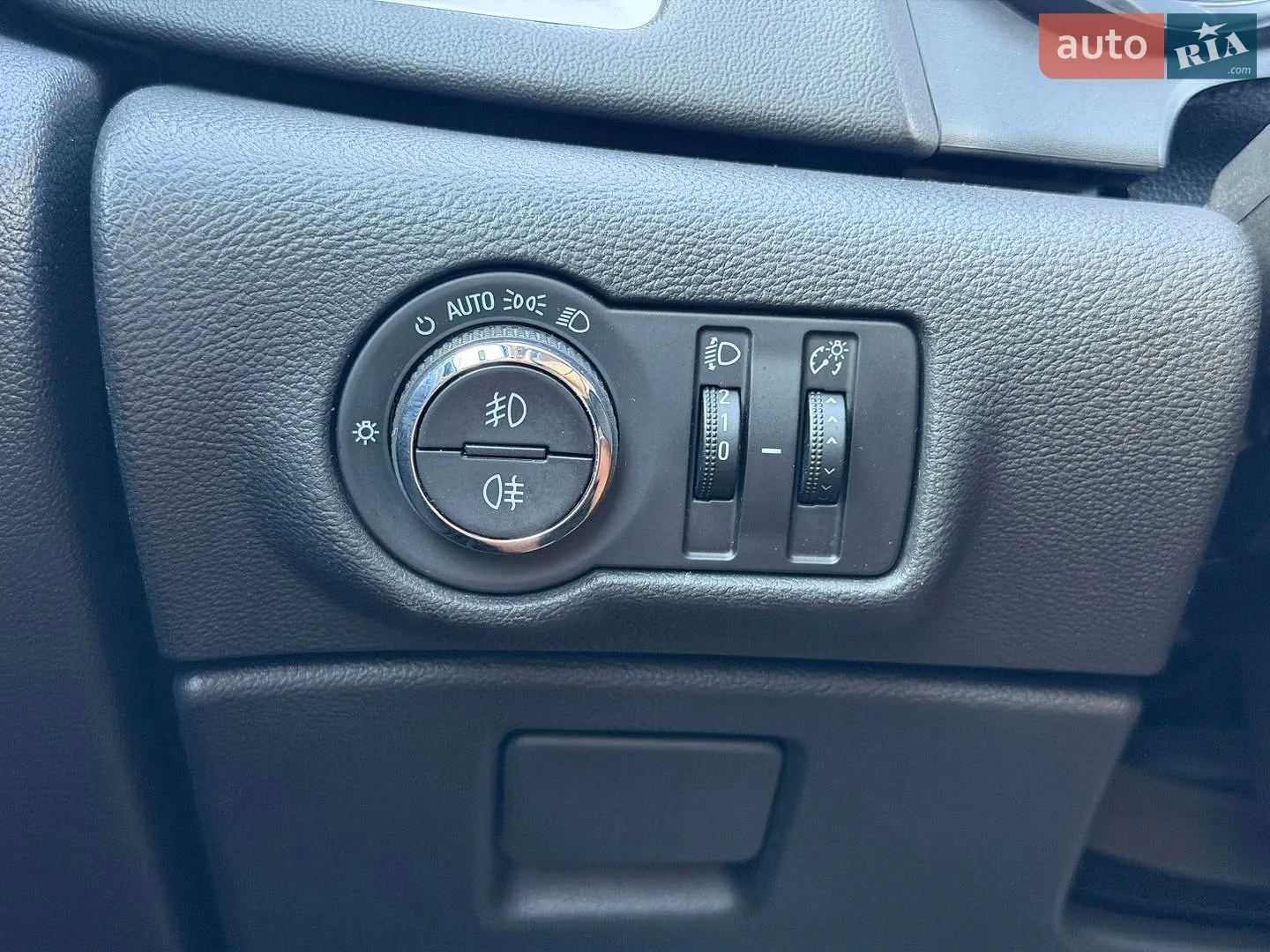 2010 Opel Astra - мініатюра 44