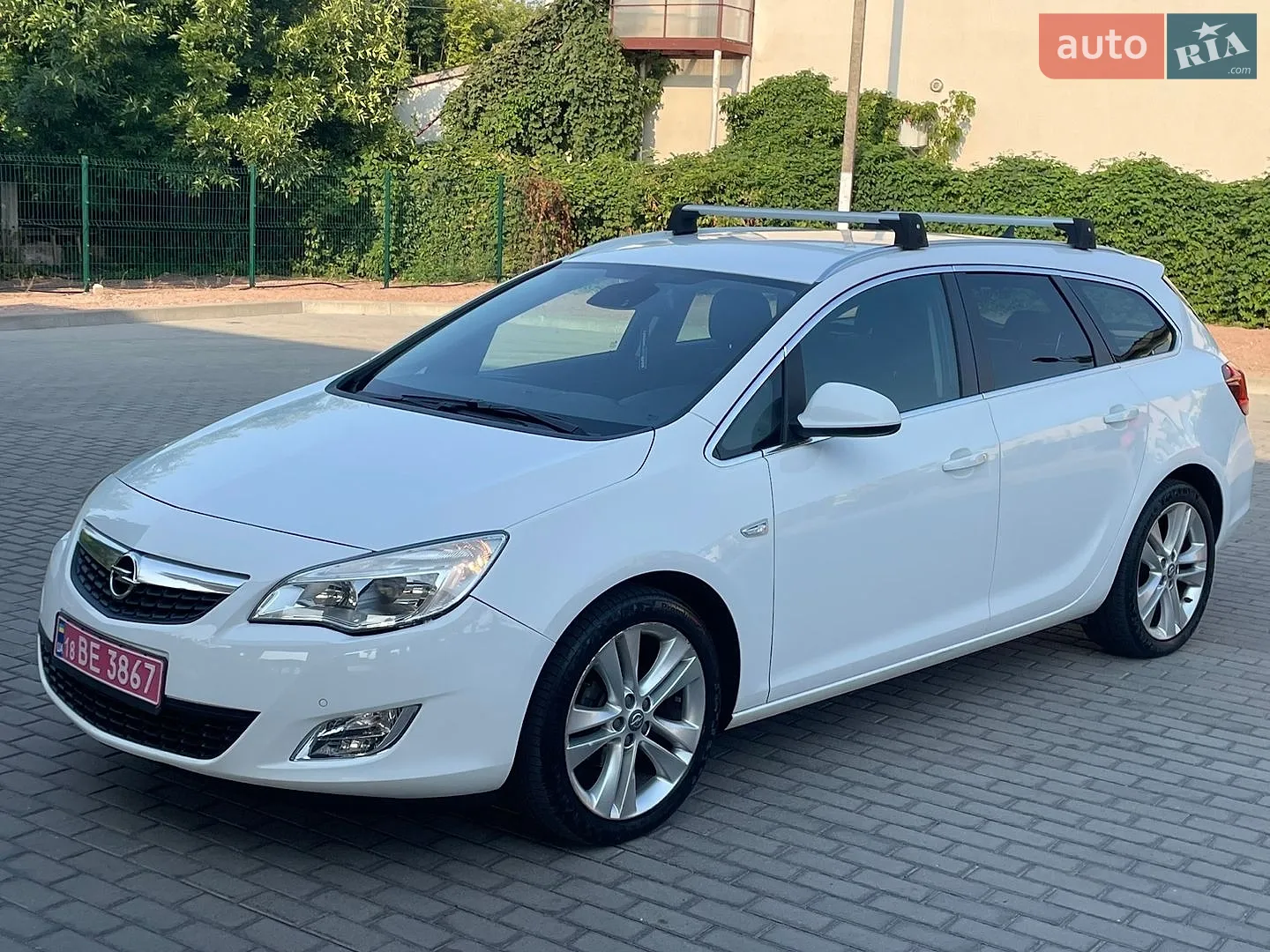 2011 Opel Astra - мініатюра 2