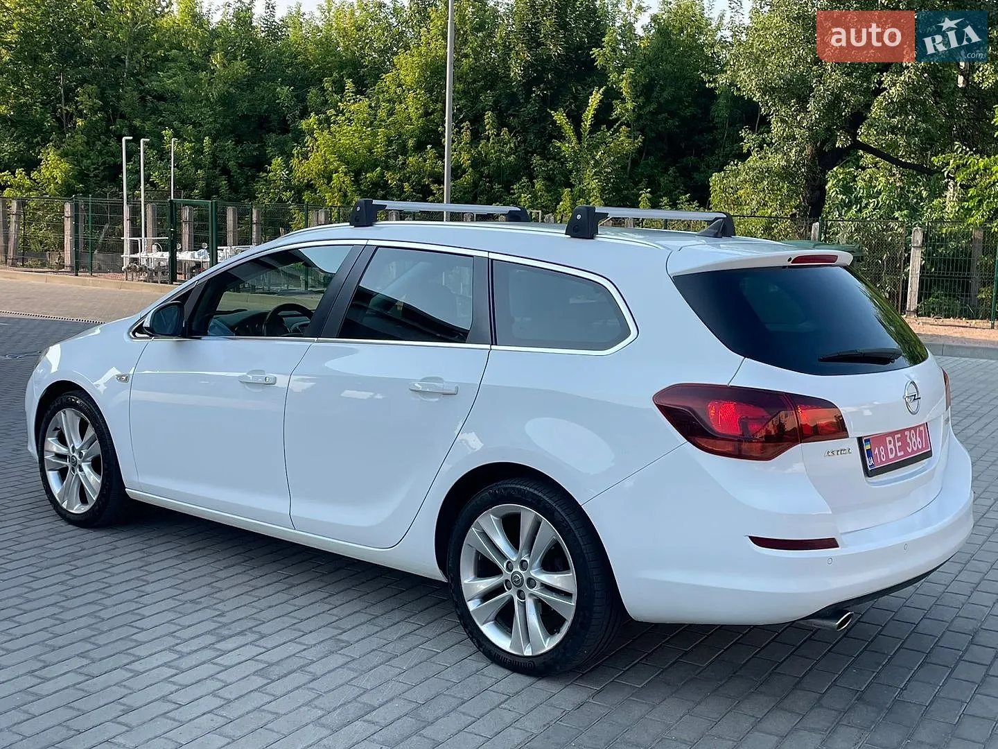 2011 Opel Astra - мініатюра 26