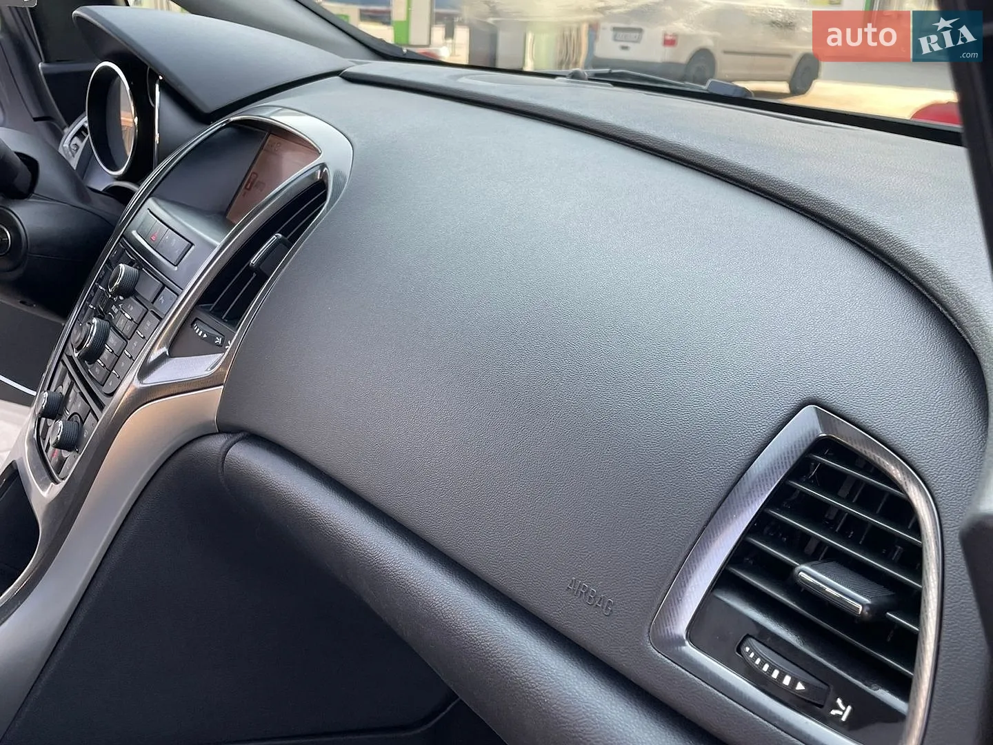 2011 Opel Astra - мініатюра 38