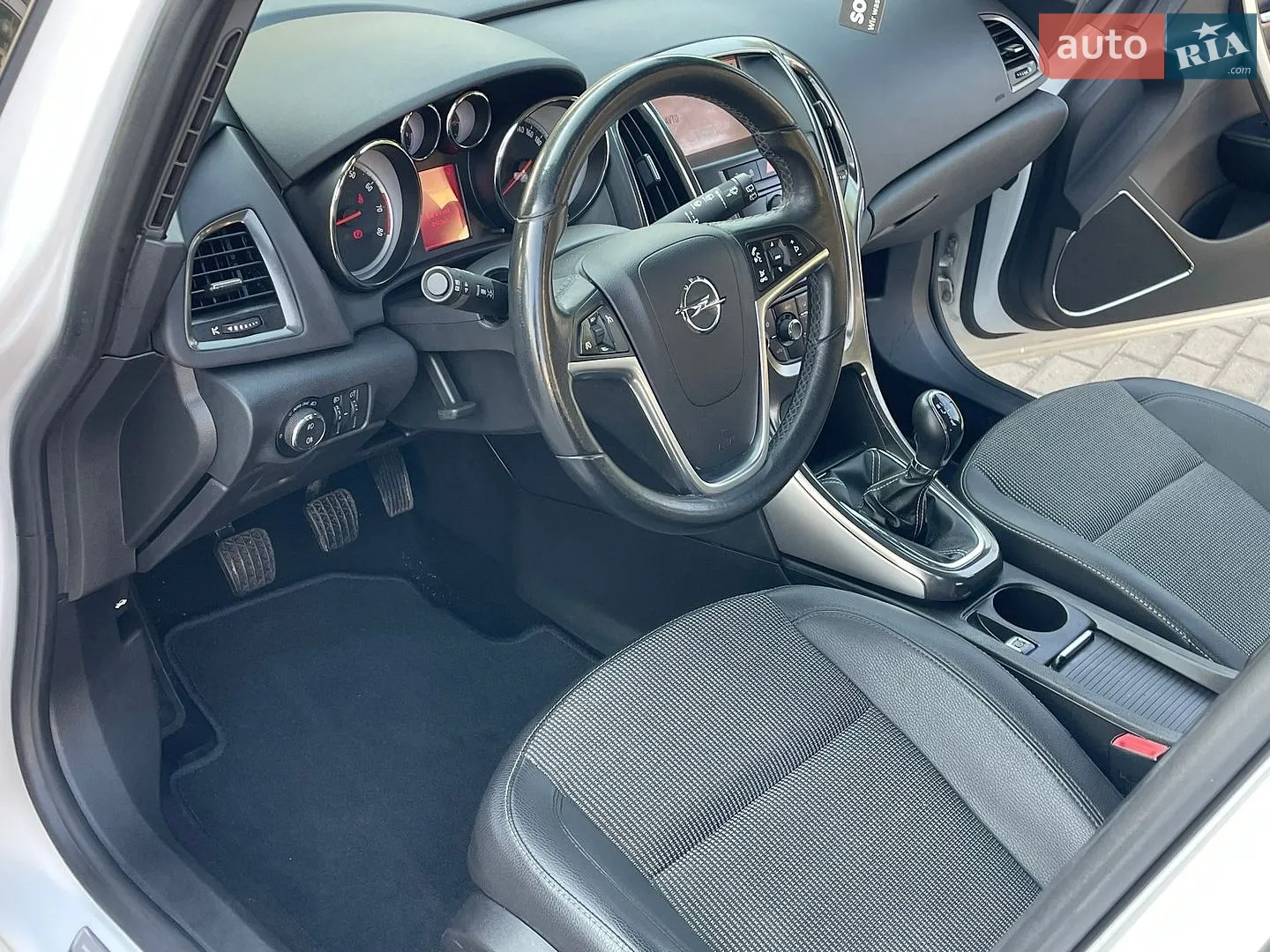 2011 Opel Astra - мініатюра 45