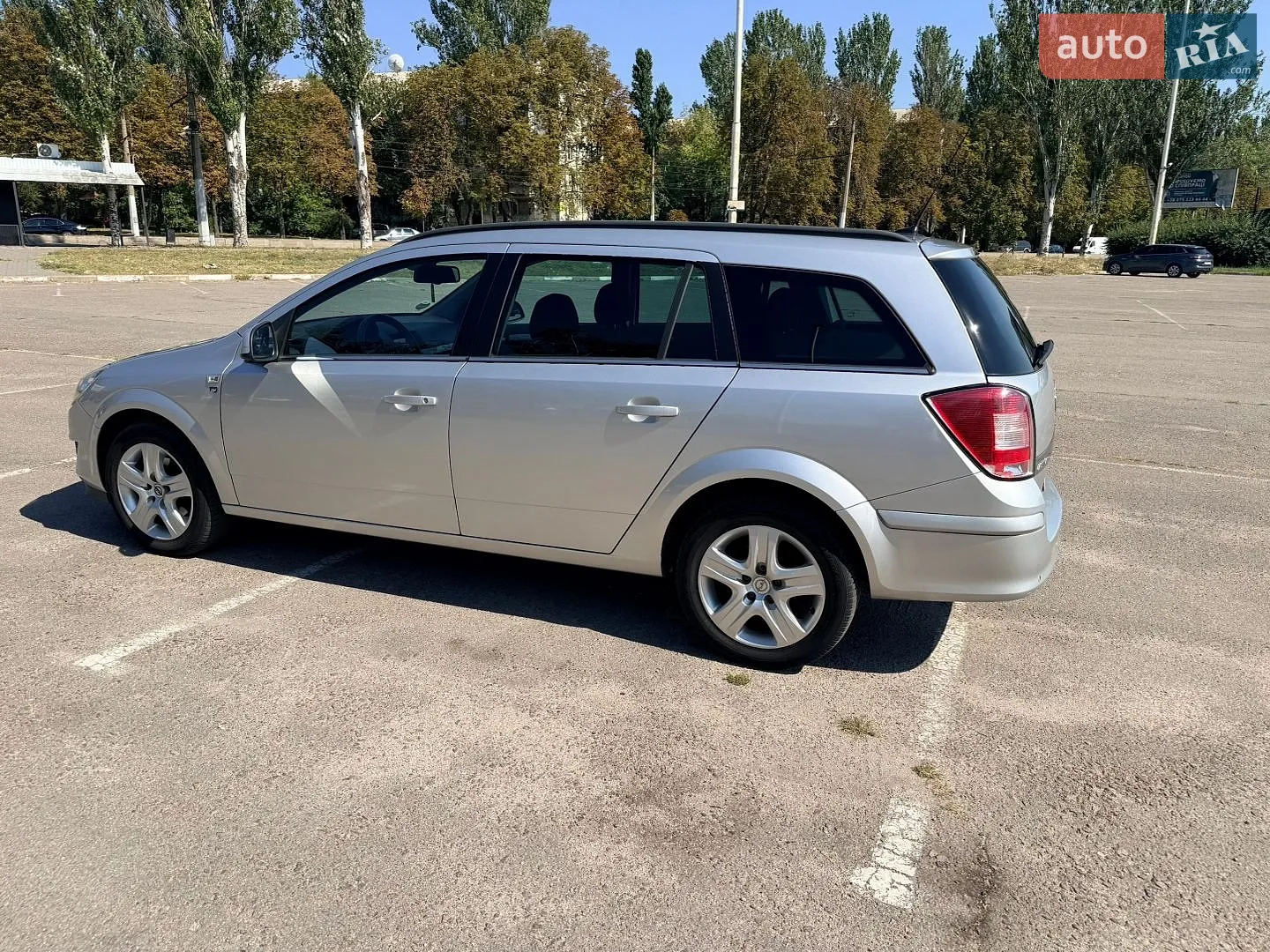 2010 Opel Astra - мініатюра 8
