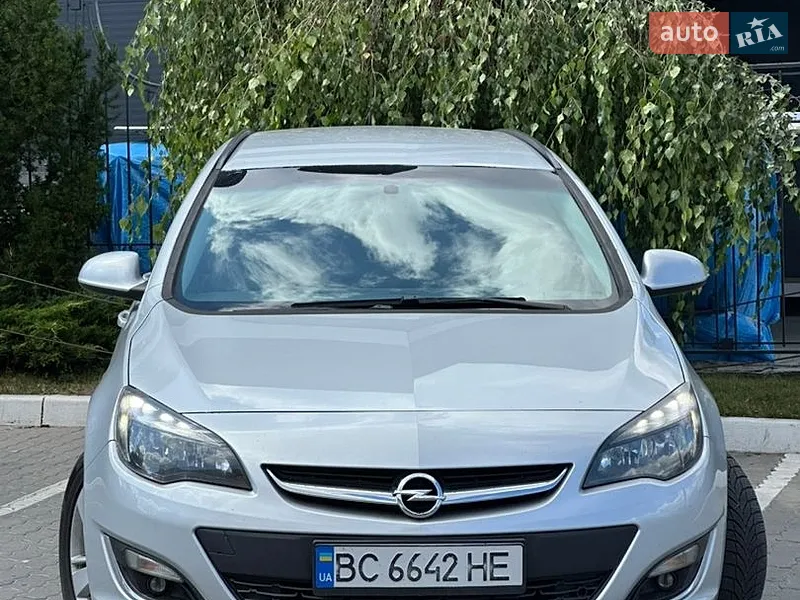 Opel Astra 2013