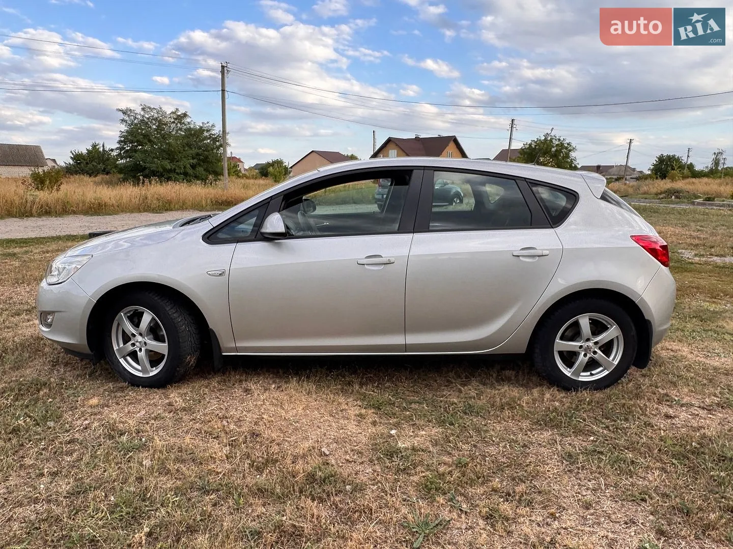 2010 Opel Astra - мініатюра 2