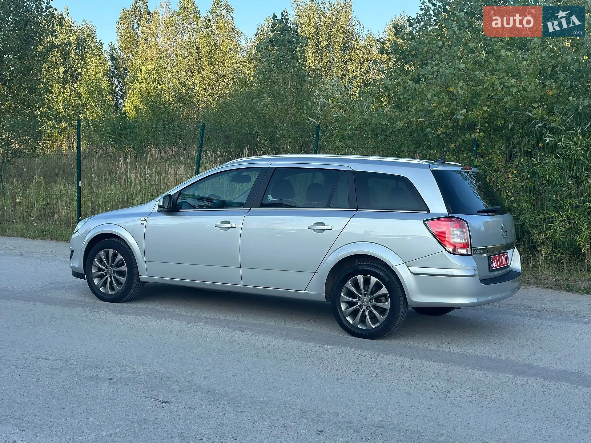 2010 Opel Astra - мініатюра 5