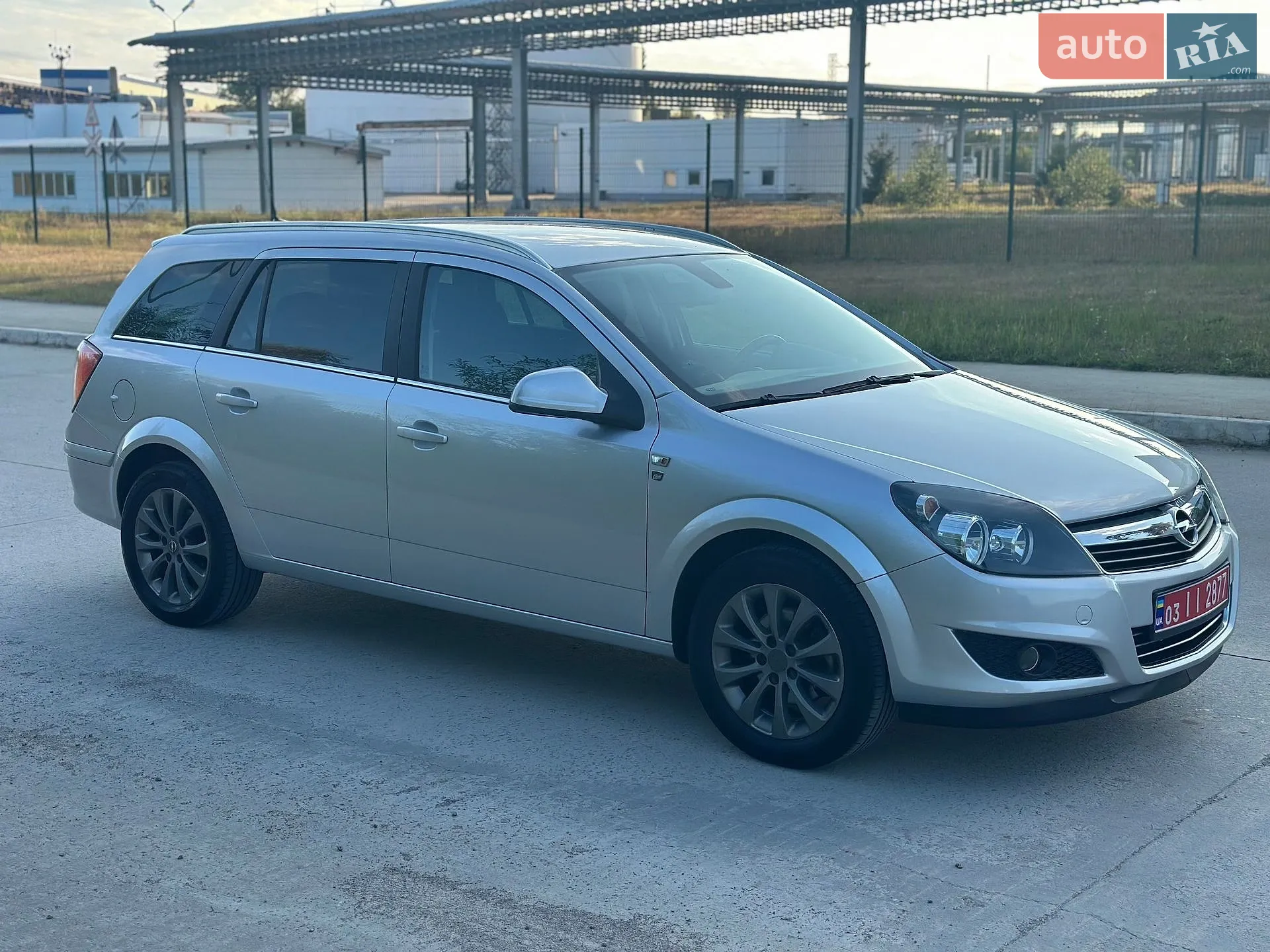 2010 Opel Astra - мініатюра 16