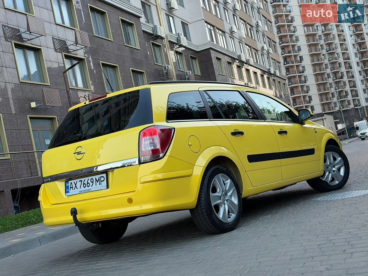 2010 Opel Astra - мініатюра 6