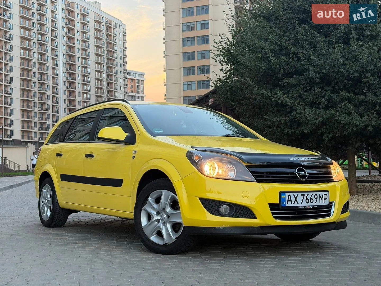 2010 Opel Astra - мініатюра 5