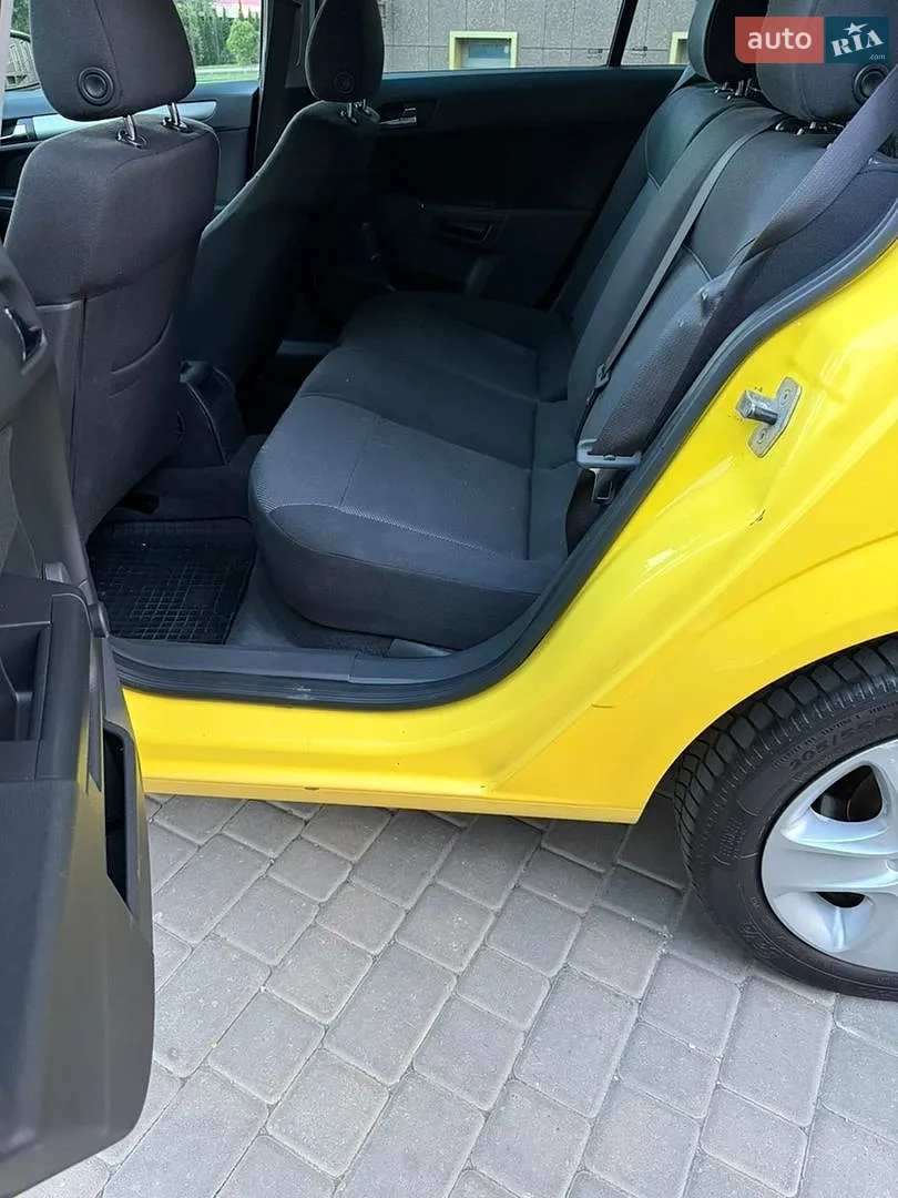 2010 Opel Astra - мініатюра 9