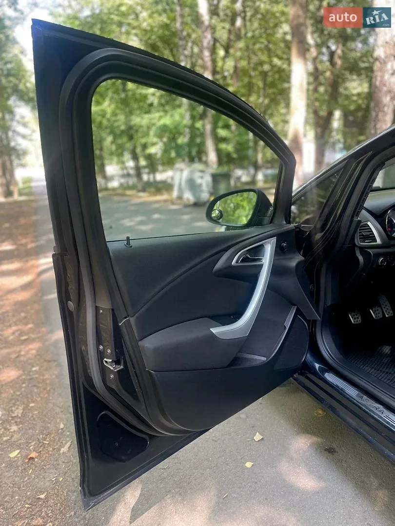 2013 Opel Astra - мініатюра 12