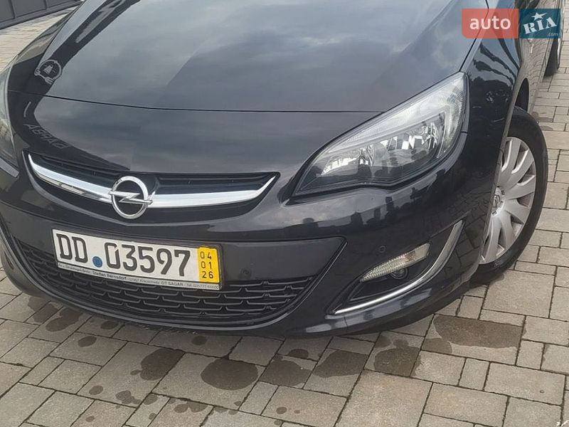 Opel Astra 2013 Opel Astra 2013