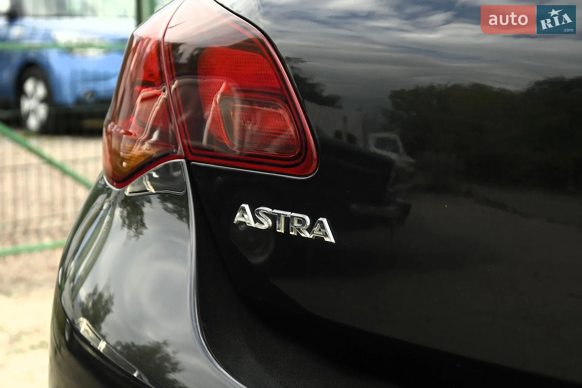 2010 Opel Astra - мініатюра 32