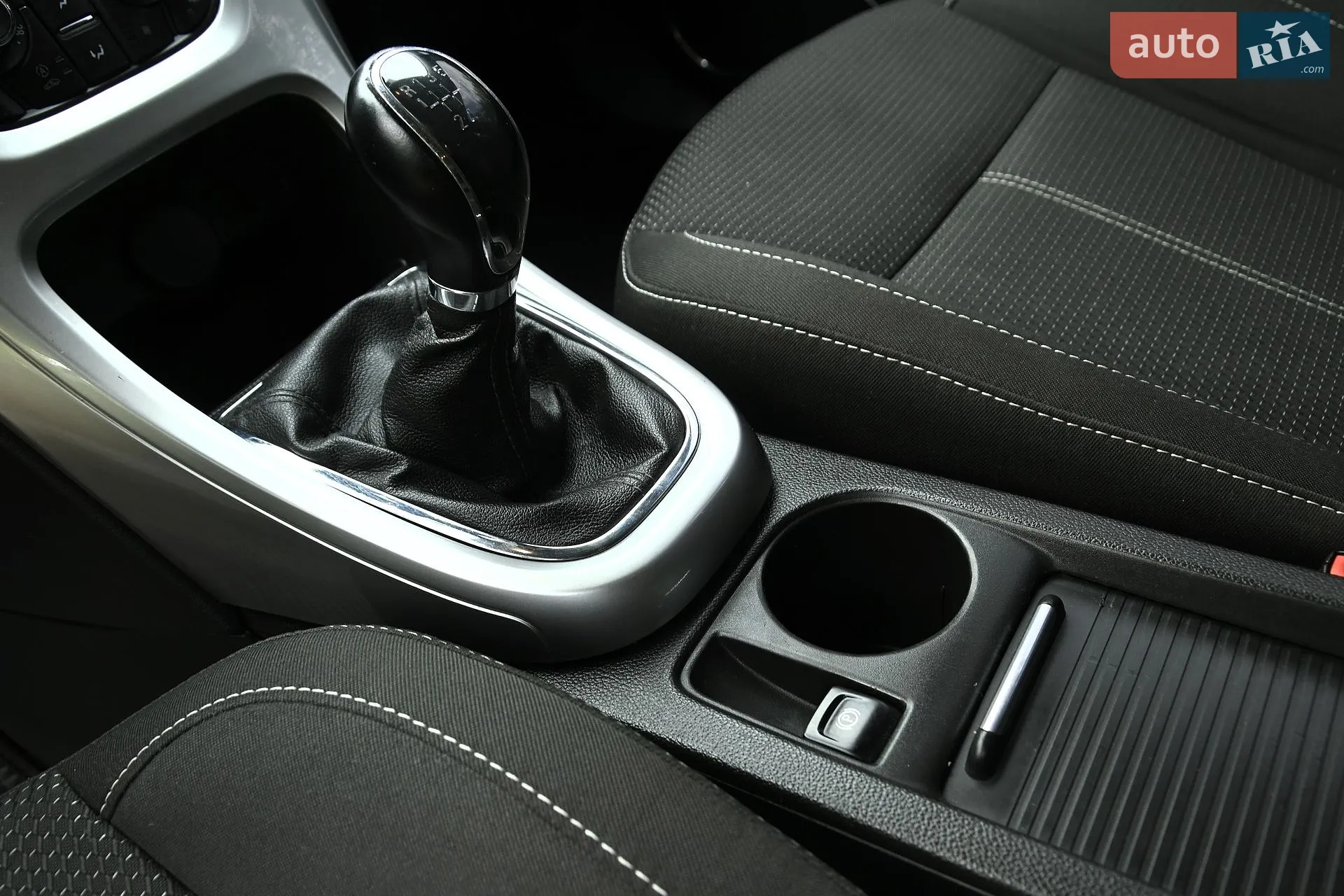 2010 Opel Astra - мініатюра 43