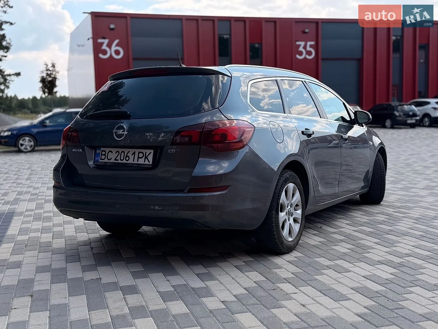 2011 Opel Astra - мініатюра 8