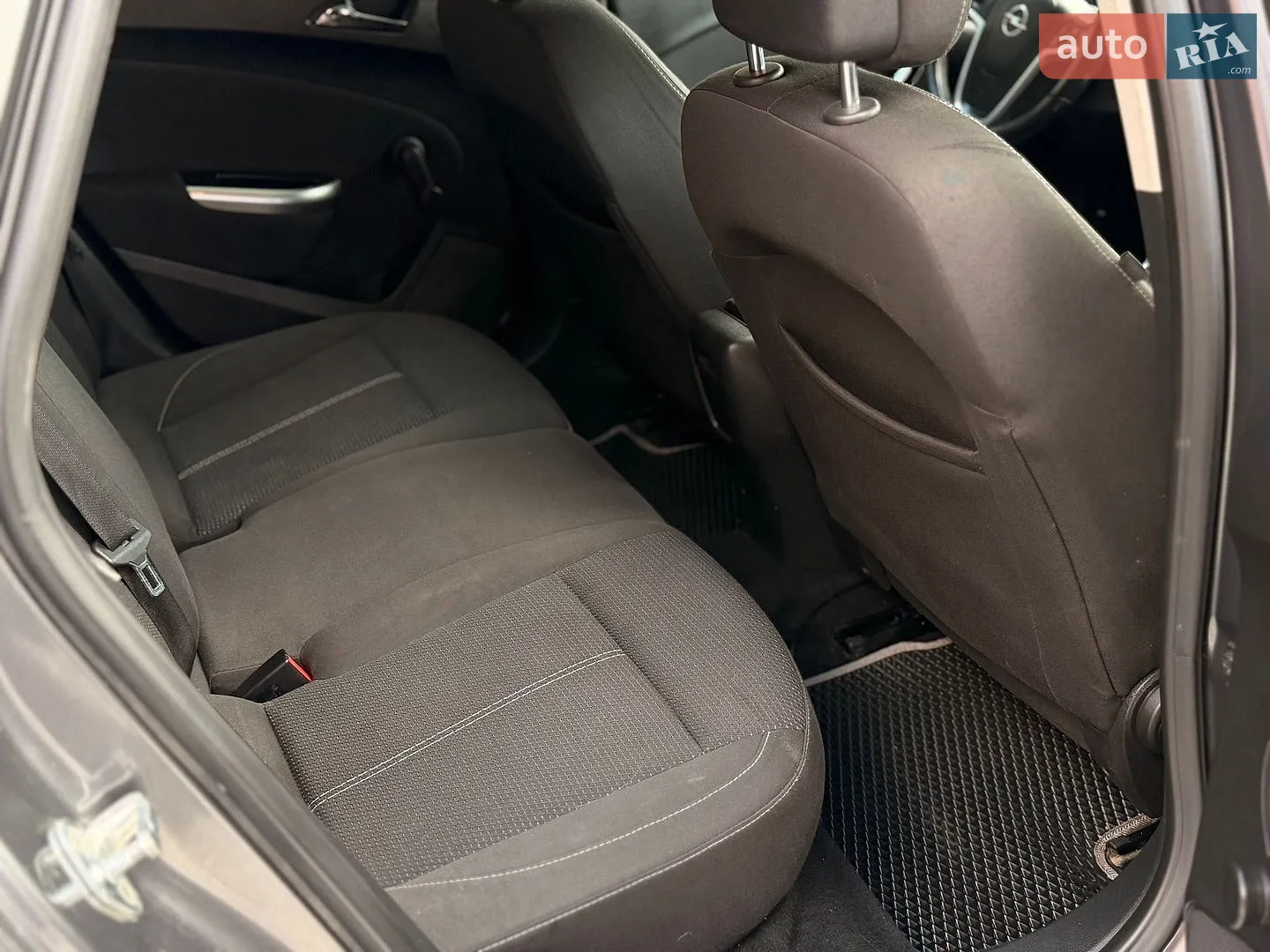 2011 Opel Astra - мініатюра 21