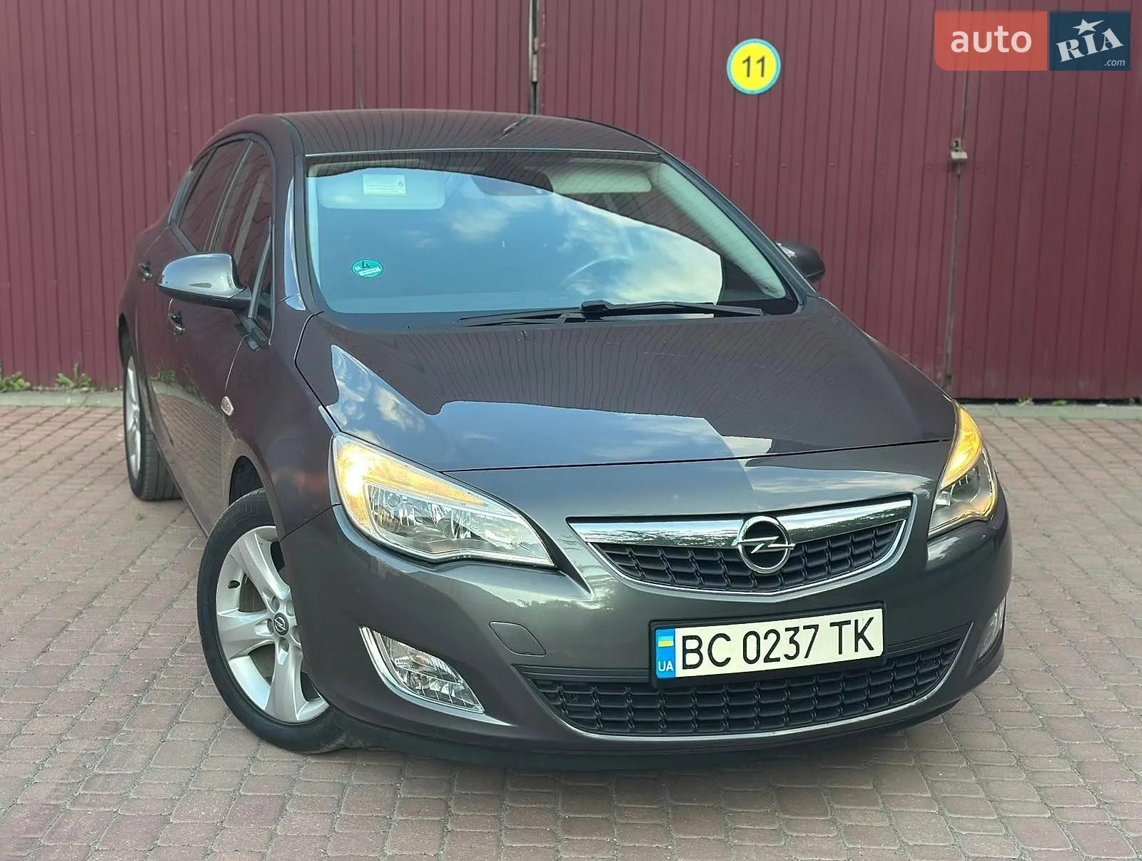2010 Opel Astra - мініатюра 3