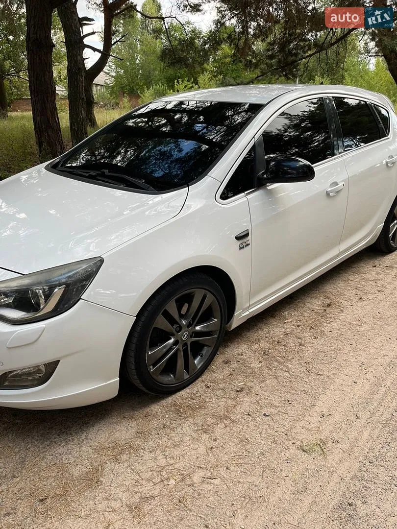 2011 Opel Astra - мініатюра 3