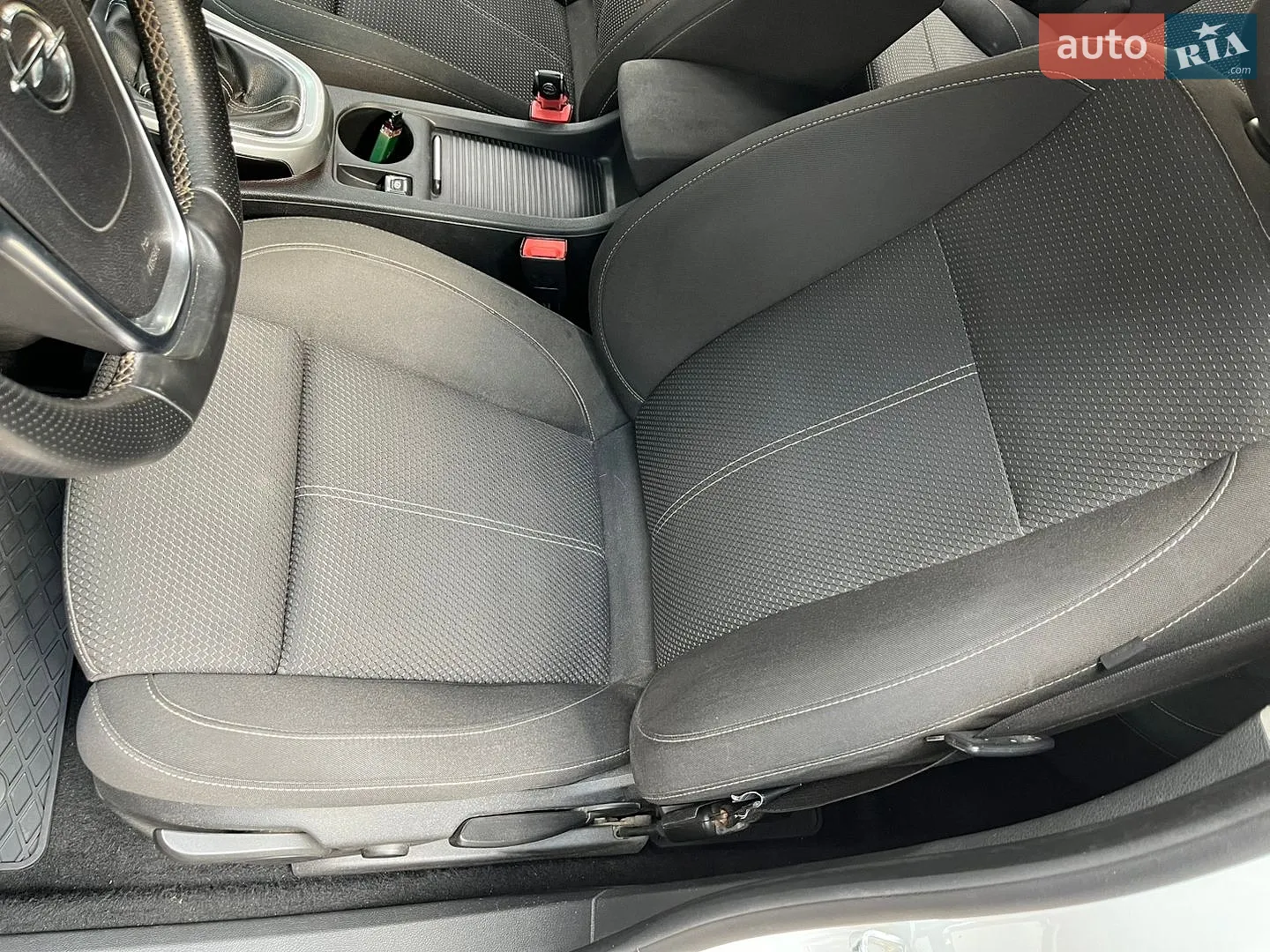 2011 Opel Astra - мініатюра 41