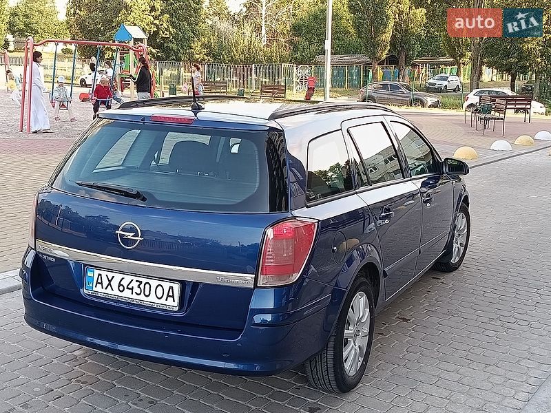 Универсал Opel Astra 2006 в Харькове