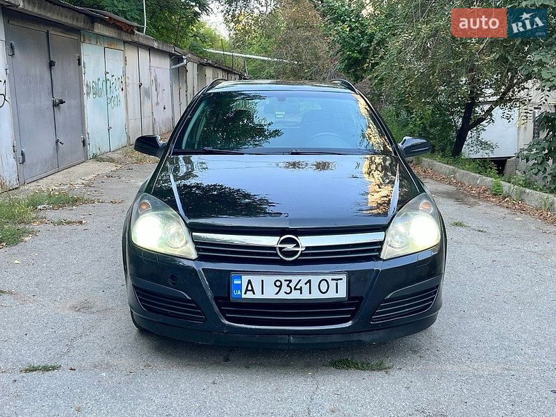 Универсал Opel Astra 2005 в Одессе