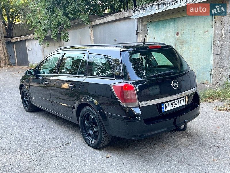 Универсал Opel Astra 2005 в Одессе