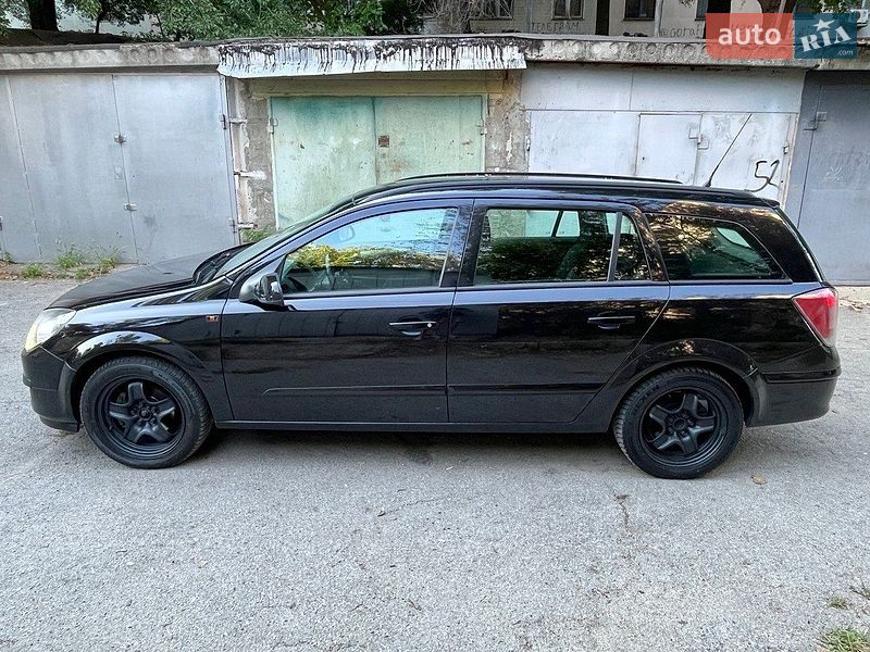 Универсал Opel Astra 2005 в Одессе