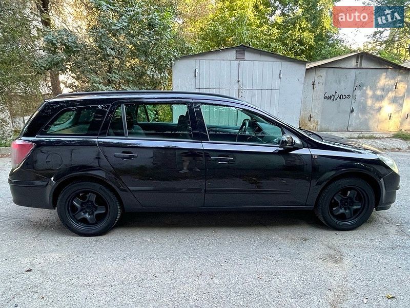 Универсал Opel Astra 2005 в Одессе