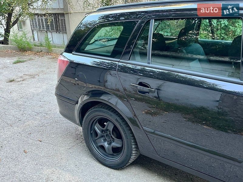 Универсал Opel Astra 2005 в Одессе