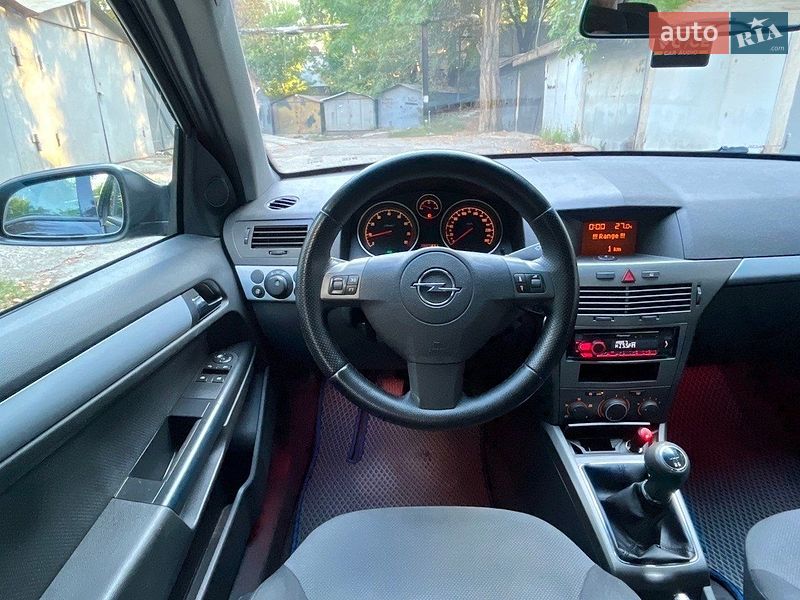 Универсал Opel Astra 2005 в Одессе