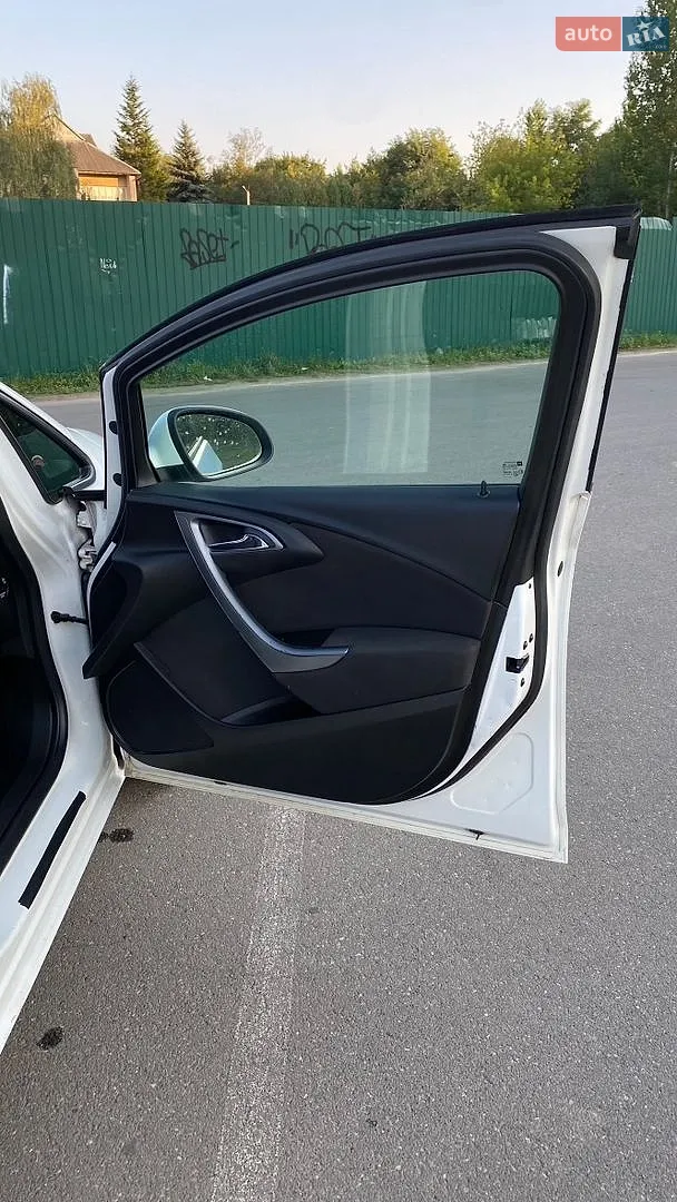 2013 Opel Astra - мініатюра 18