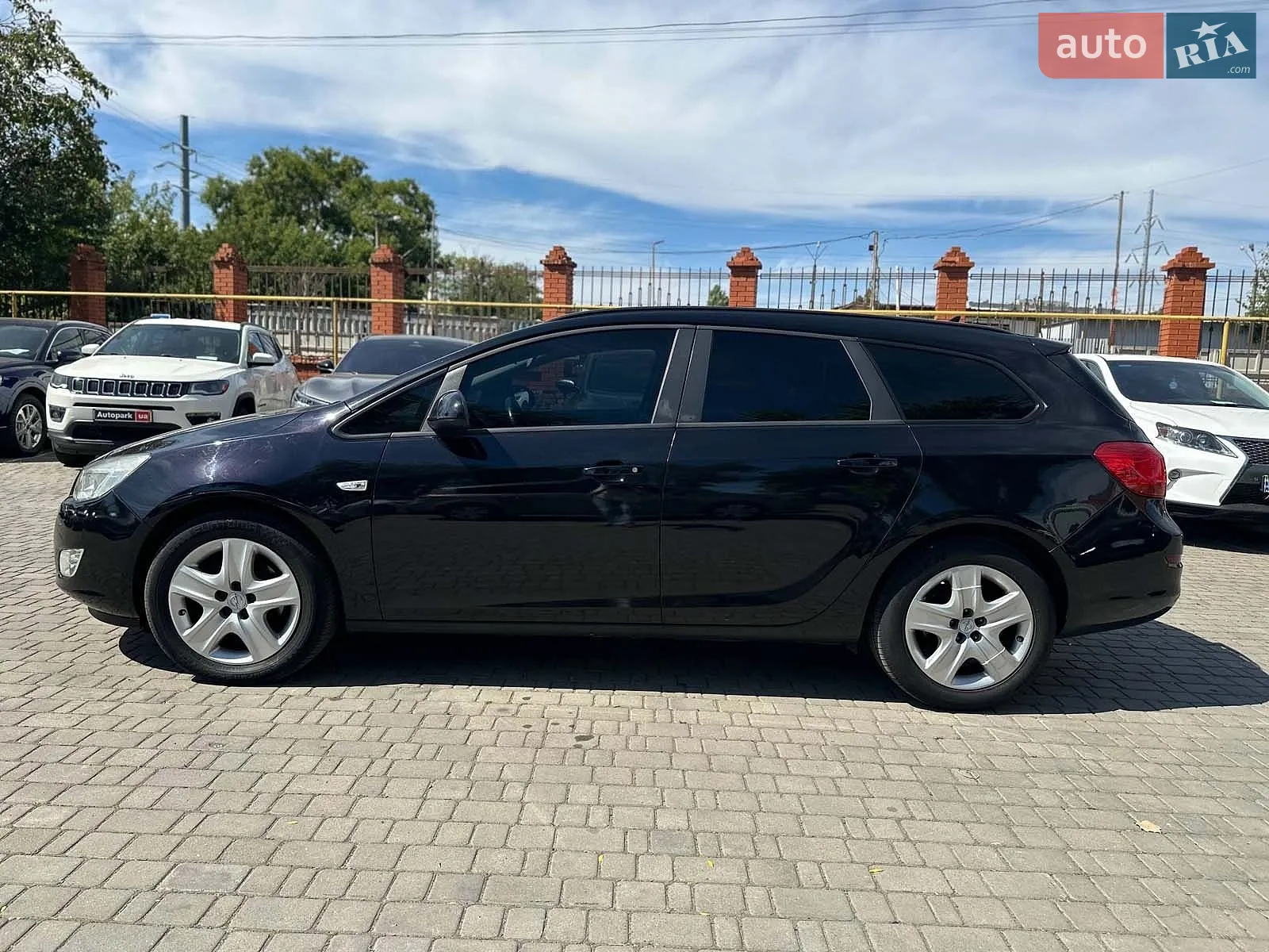 2011 Opel Astra - мініатюра 6