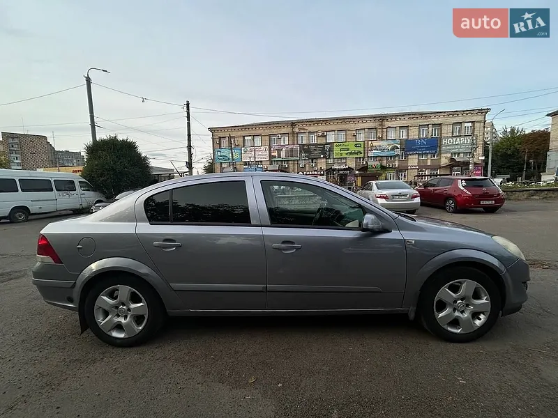 Opel Astra 2008