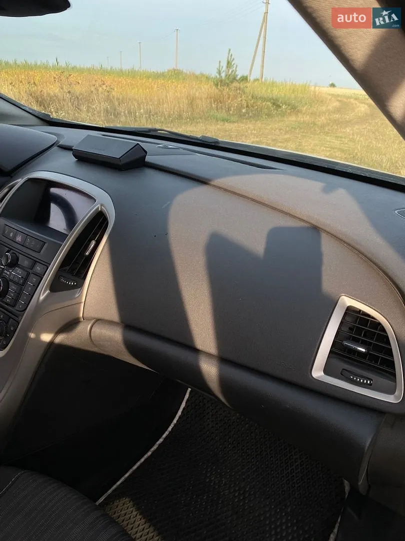 2011 Opel Astra - мініатюра 15