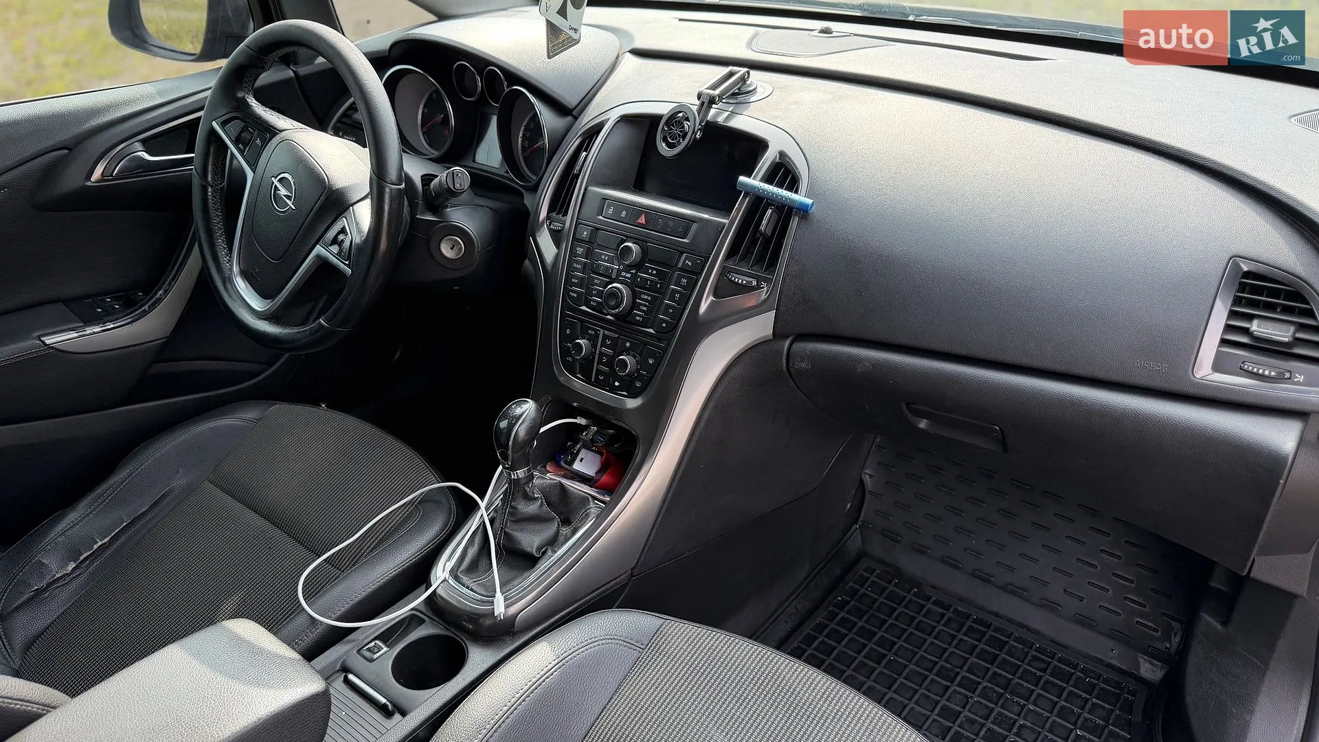 2010 Opel Astra - мініатюра 14