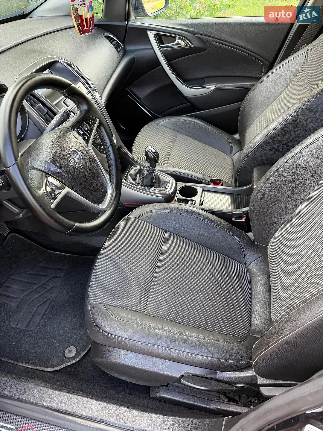 2010 Opel Astra - мініатюра 23