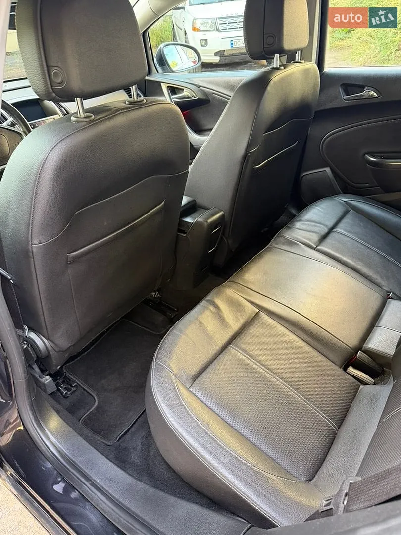 2011 Opel Astra - мініатюра 23