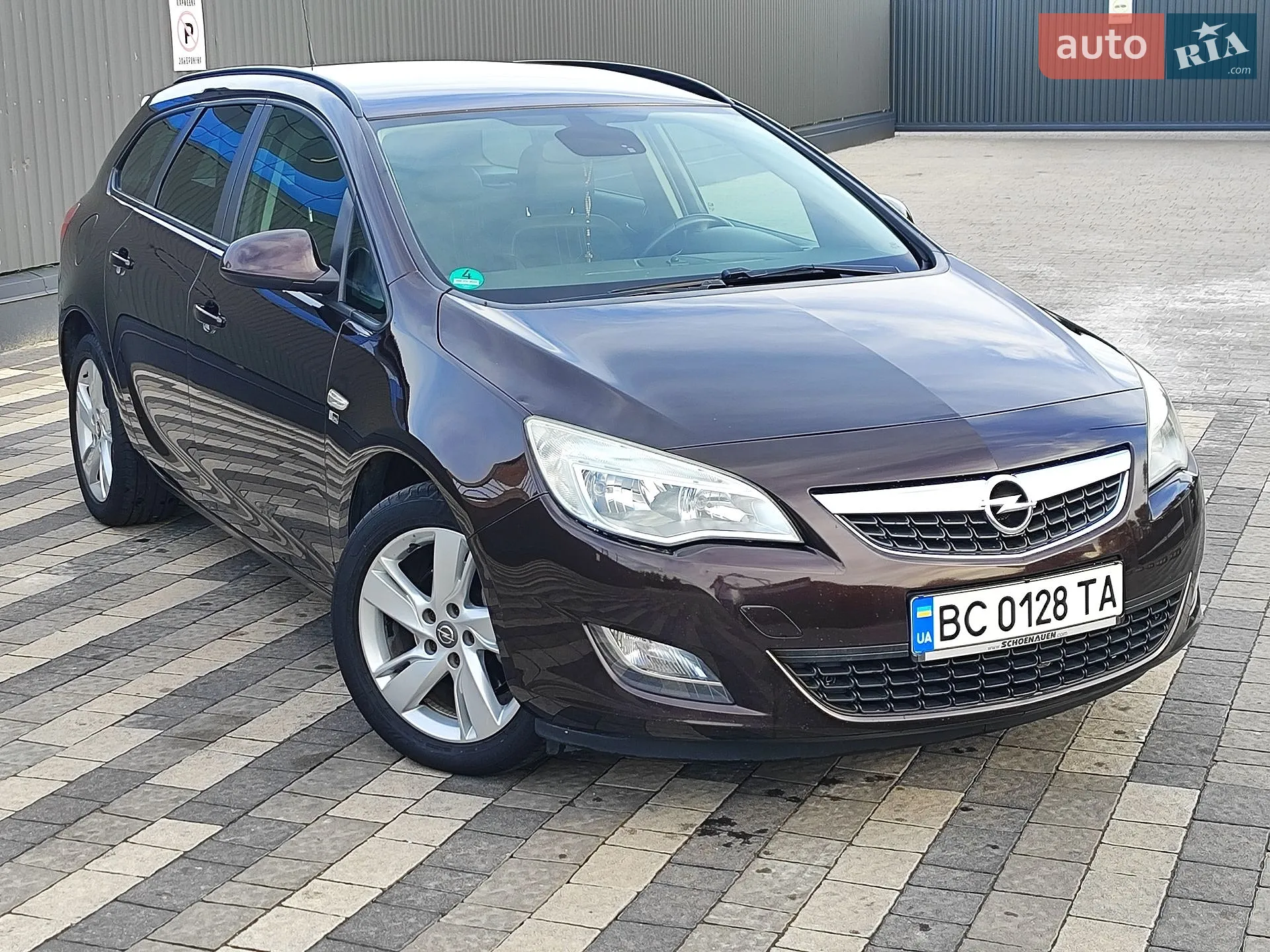 2012 Opel Astra - фото 1