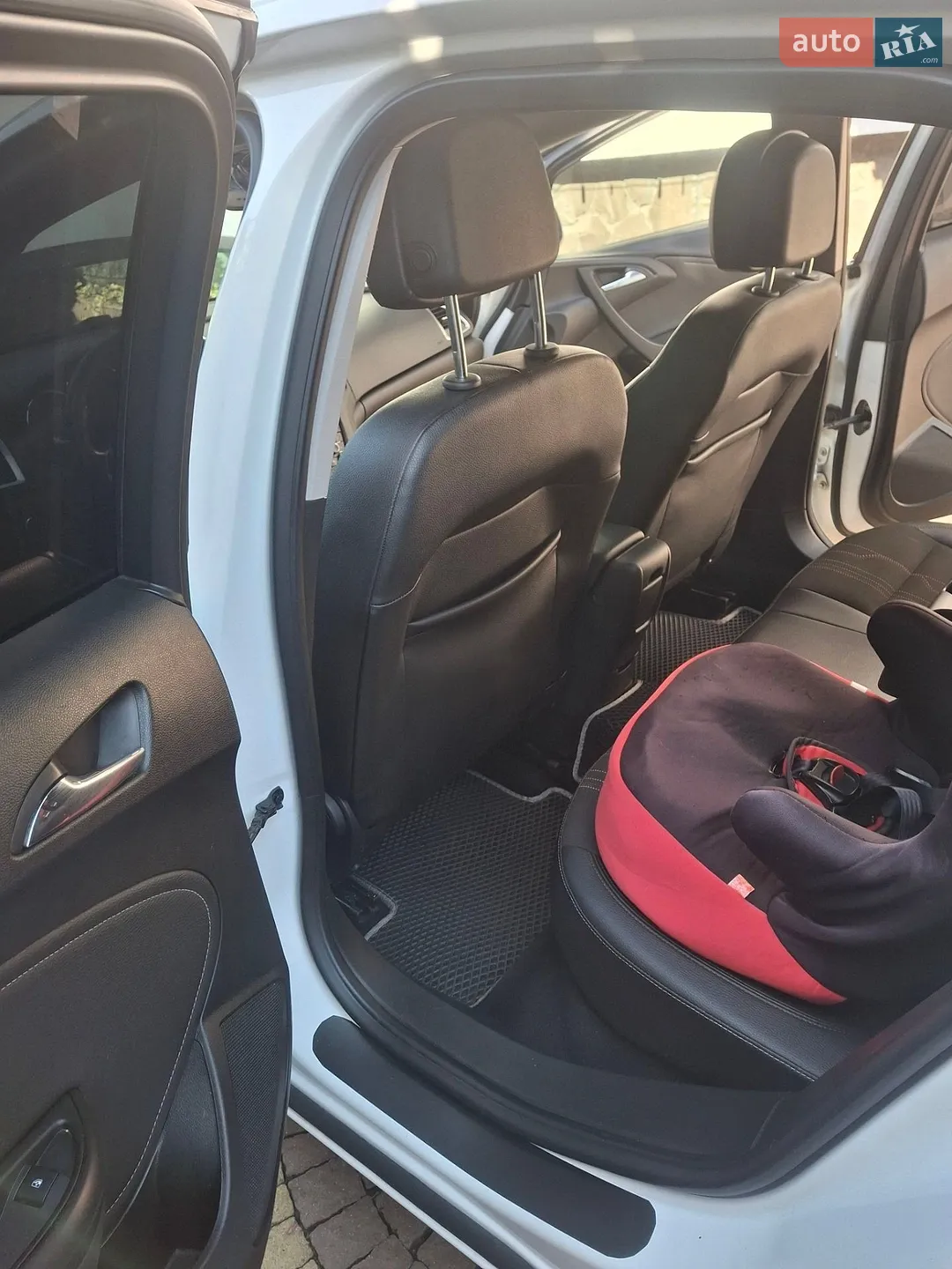 2012 Opel Astra - мініатюра 14