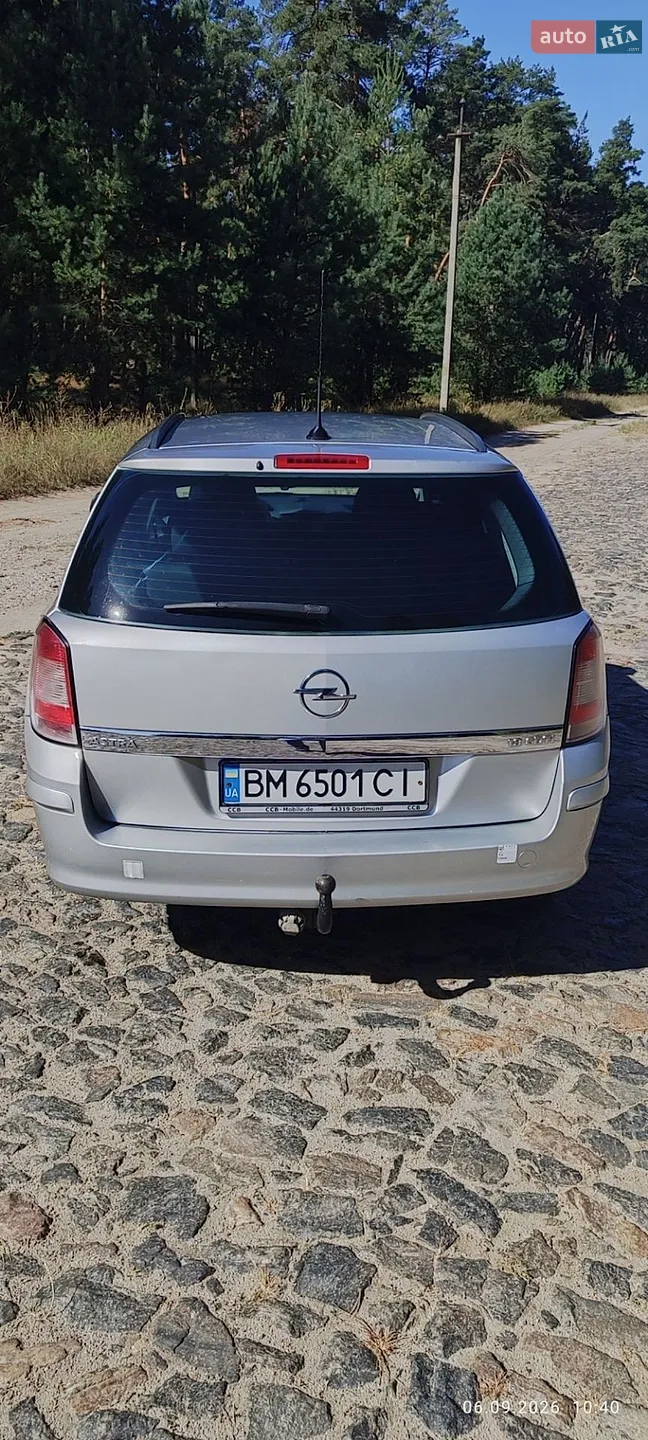 2010 Opel Astra - мініатюра 5