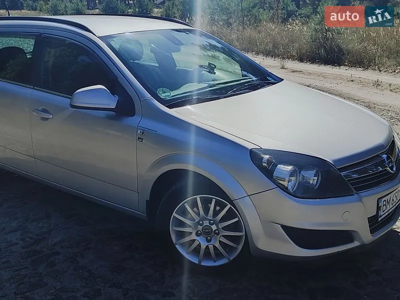 Opel Astra 2010