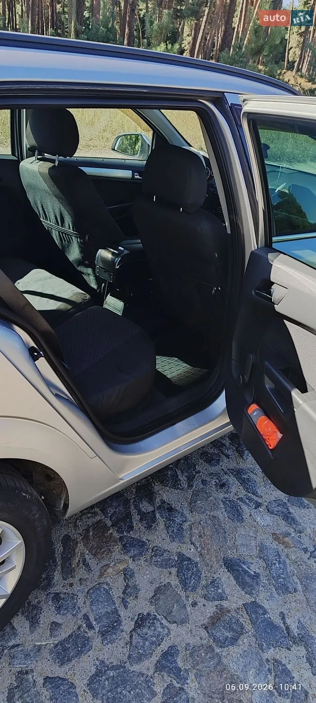 2010 Opel Astra - мініатюра 22