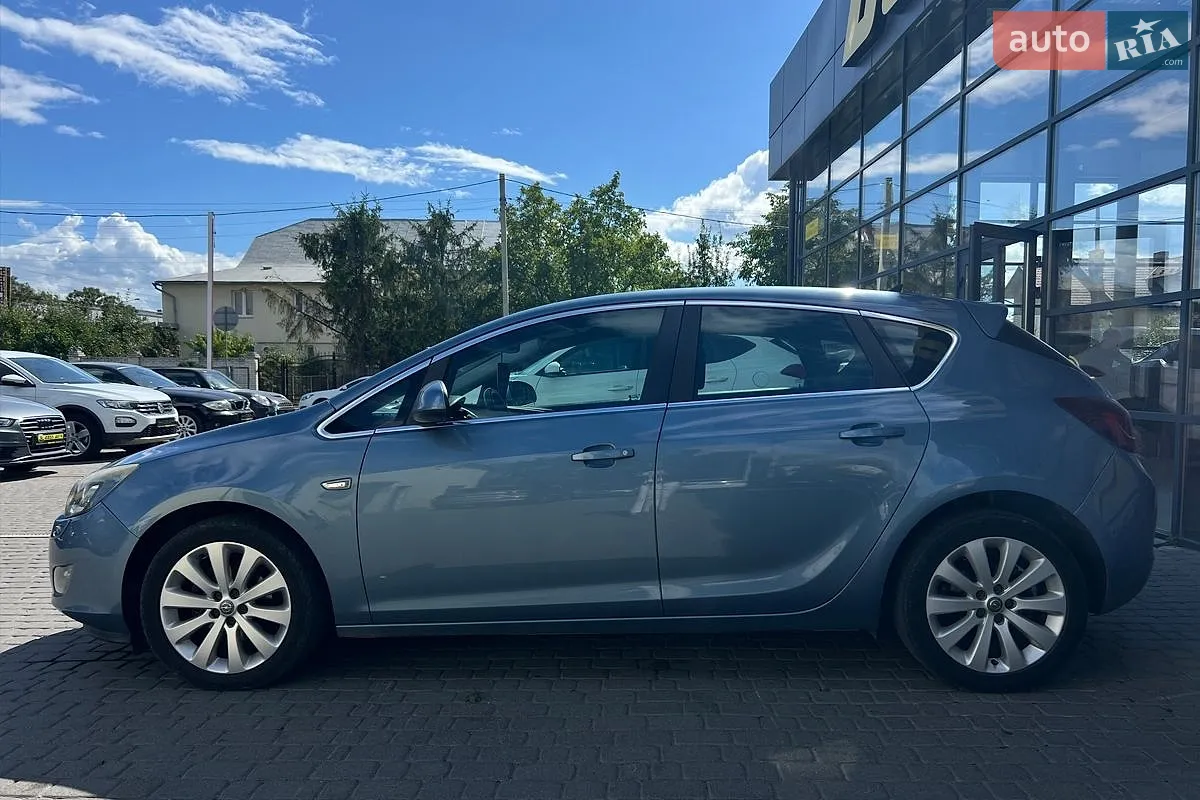 2010 Opel Astra - мініатюра 4