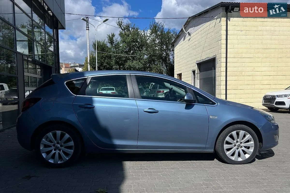 2010 Opel Astra - мініатюра 8