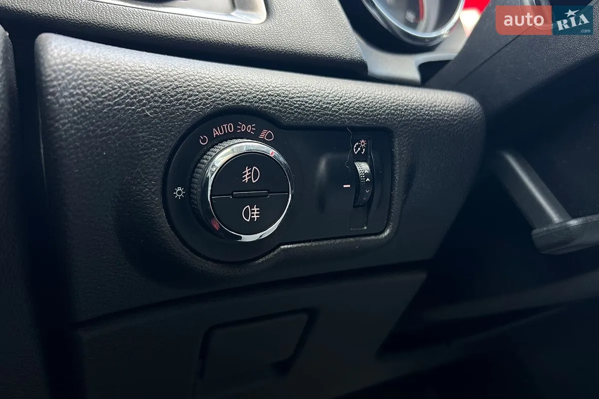 2010 Opel Astra - мініатюра 21