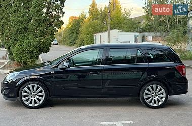 Универсал Opel Astra 2009 в Дубно