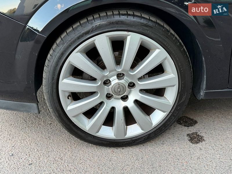 Универсал Opel Astra 2009 в Дубно