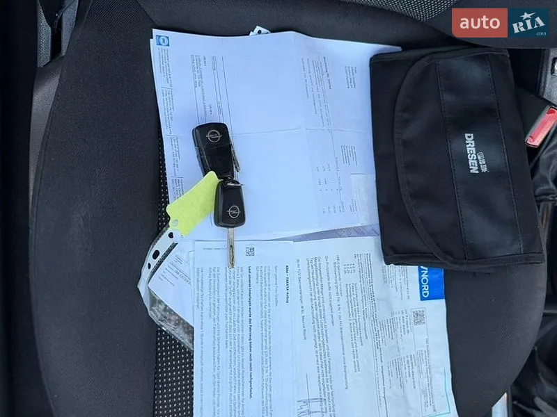 Универсал Opel Astra 2009 в Дубно документ