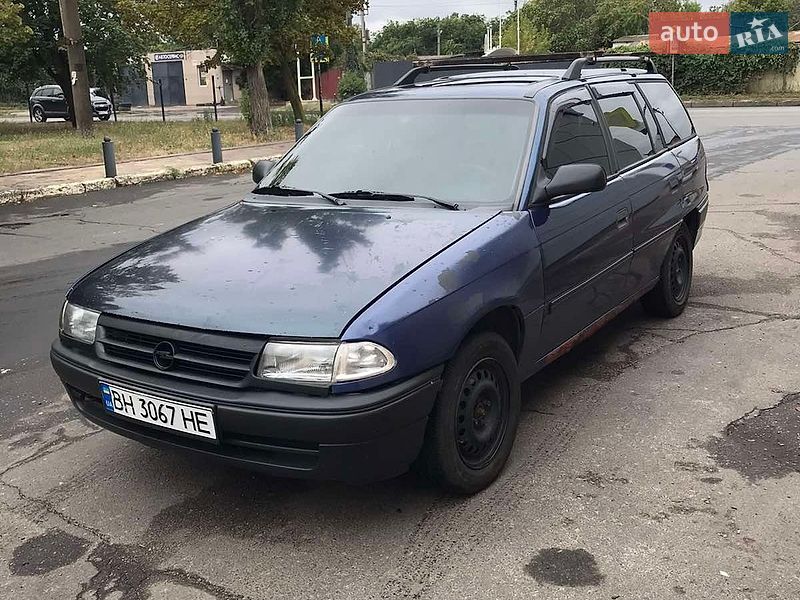 Универсал Opel Astra 1993 в Одессе